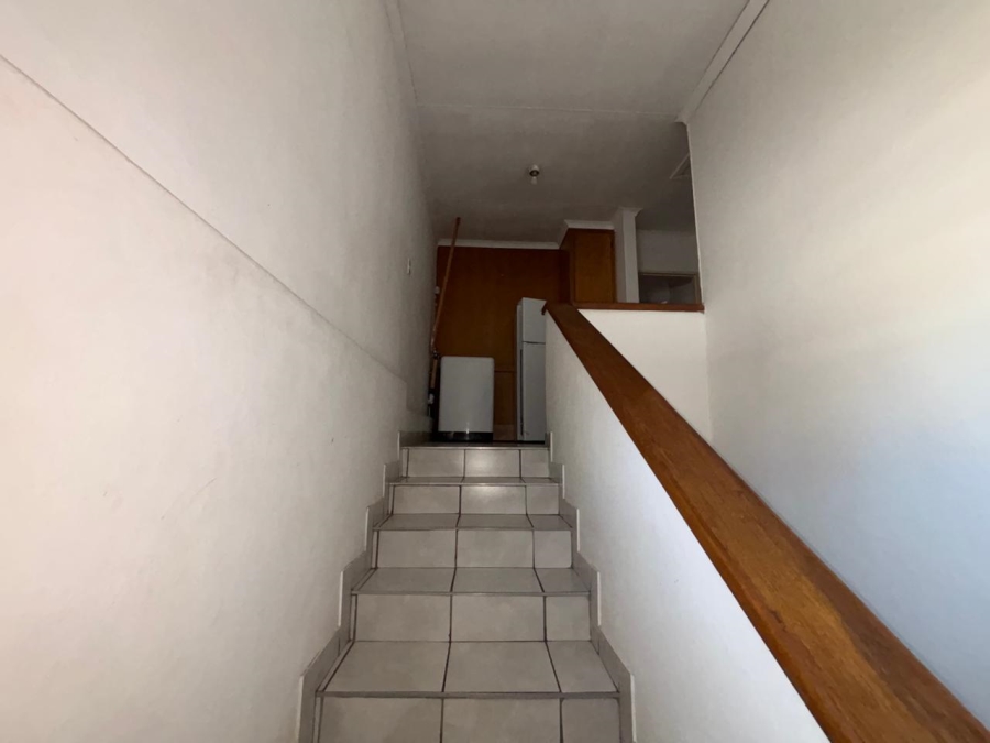 5 Bedroom Property for Sale in Willows Free State